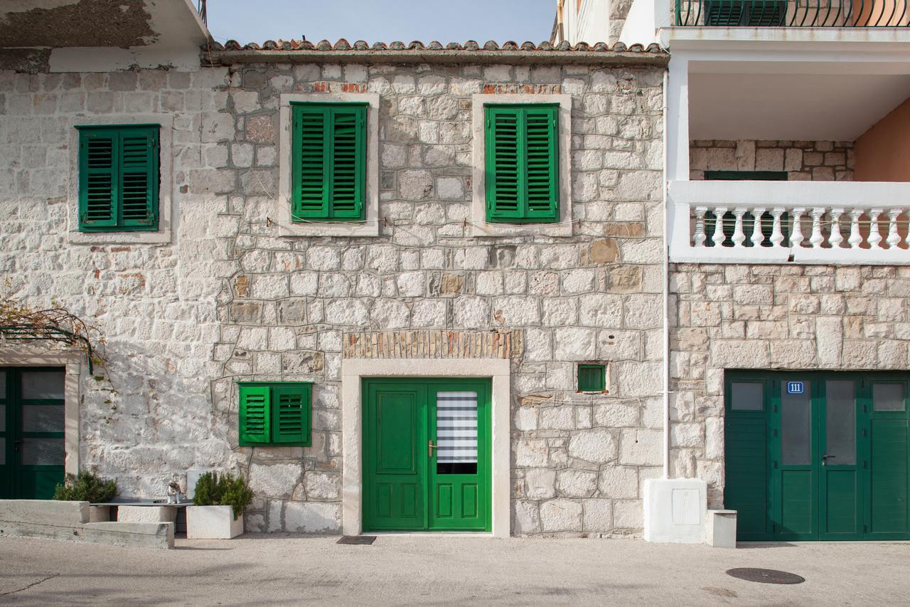 Stonehouse Katarina Igrane Exterior foto